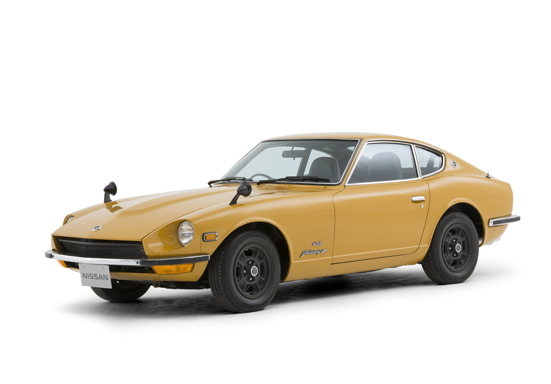 Orange Nissan Fairlady Z432.