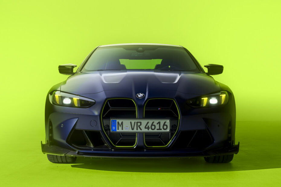 BMW M4 CS Edition front end, with a green background.